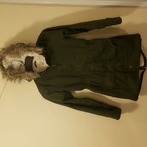 Childrens Place 1989 hooded zip up winter coat like new